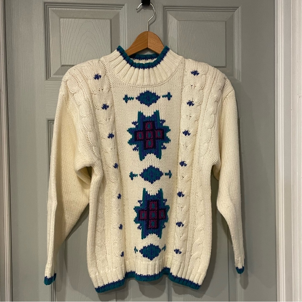 Gina Peters Women's M Vintage Cozy Cream Aztec Tribal Geometric Sweater